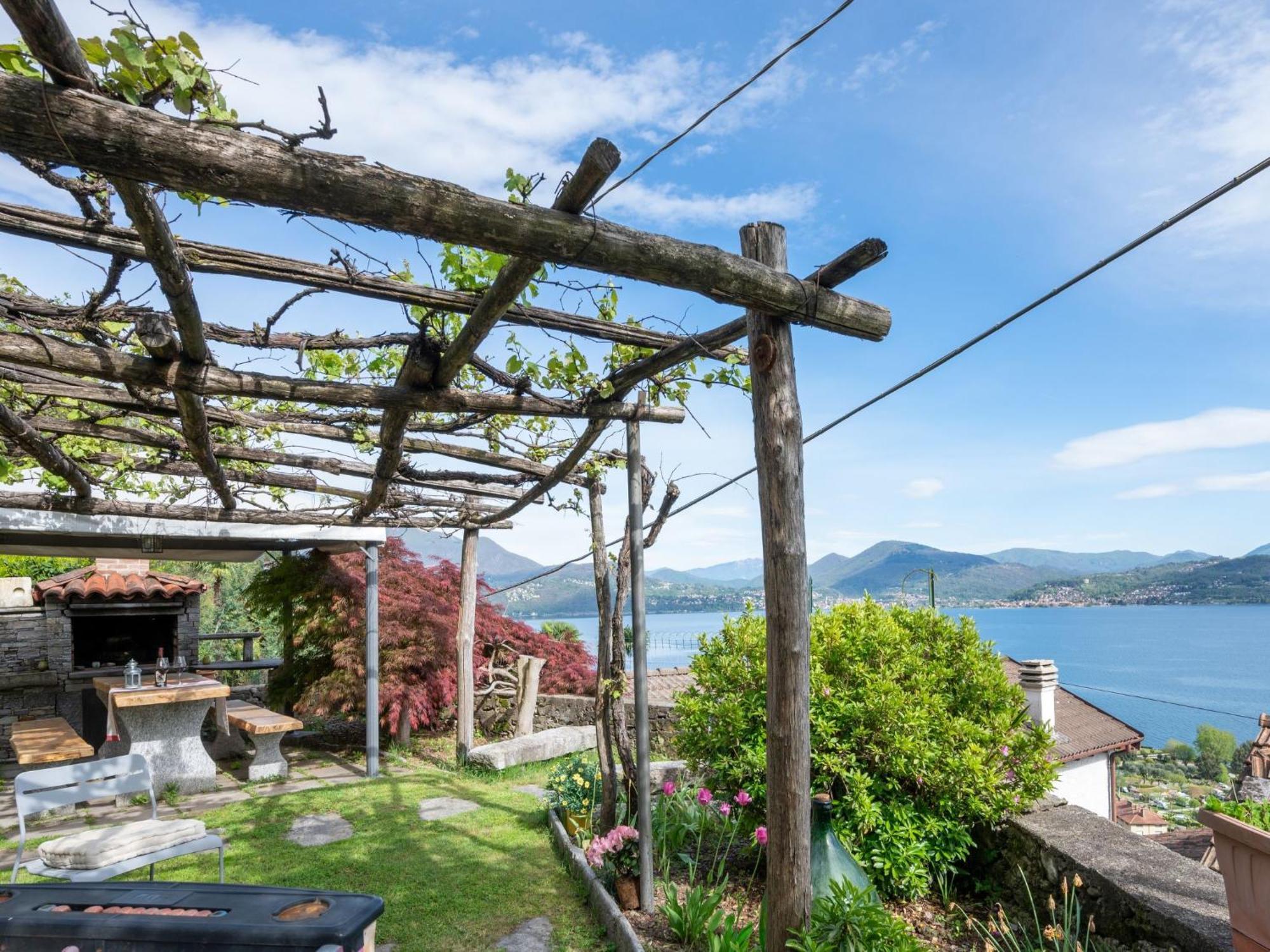 Holiday Home Meri By Interhome Cannero Riviera Kültér fotó